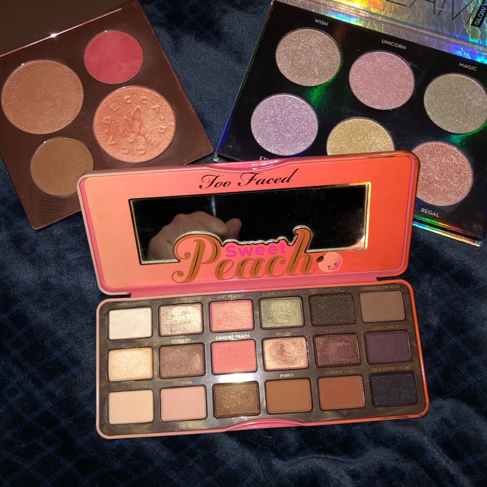 High end makeup palette bundle.